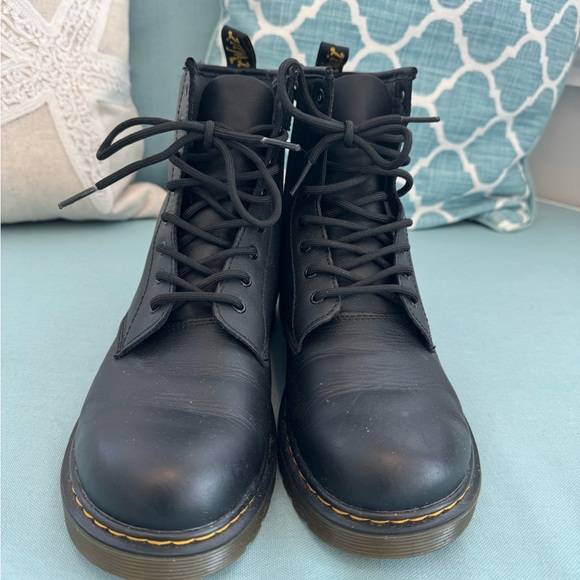 Doc Martens Dr 1460 Y black leather boot US men’s 6 US women’s 7 EU38. - Picture 3 of 6